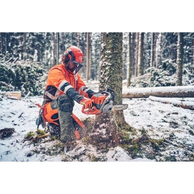 HUSQVARNA 560 XP® Mark II 2 HUSQVARNA 560 XP® Mark II 2